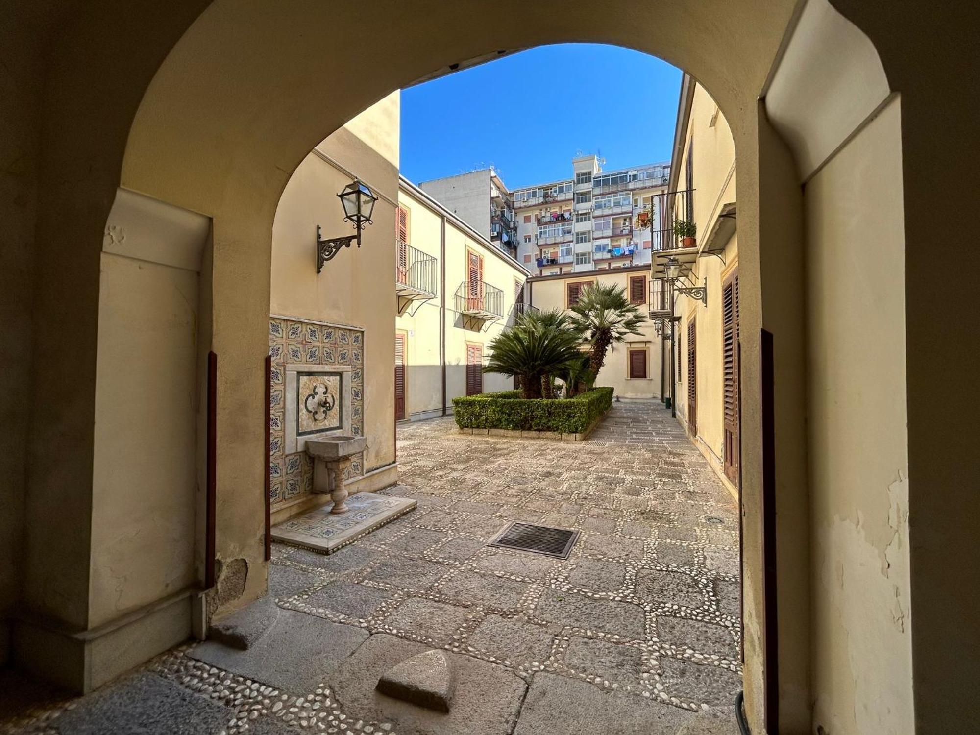 Corte Dei Re Di Palermo Apartment 外观 照片